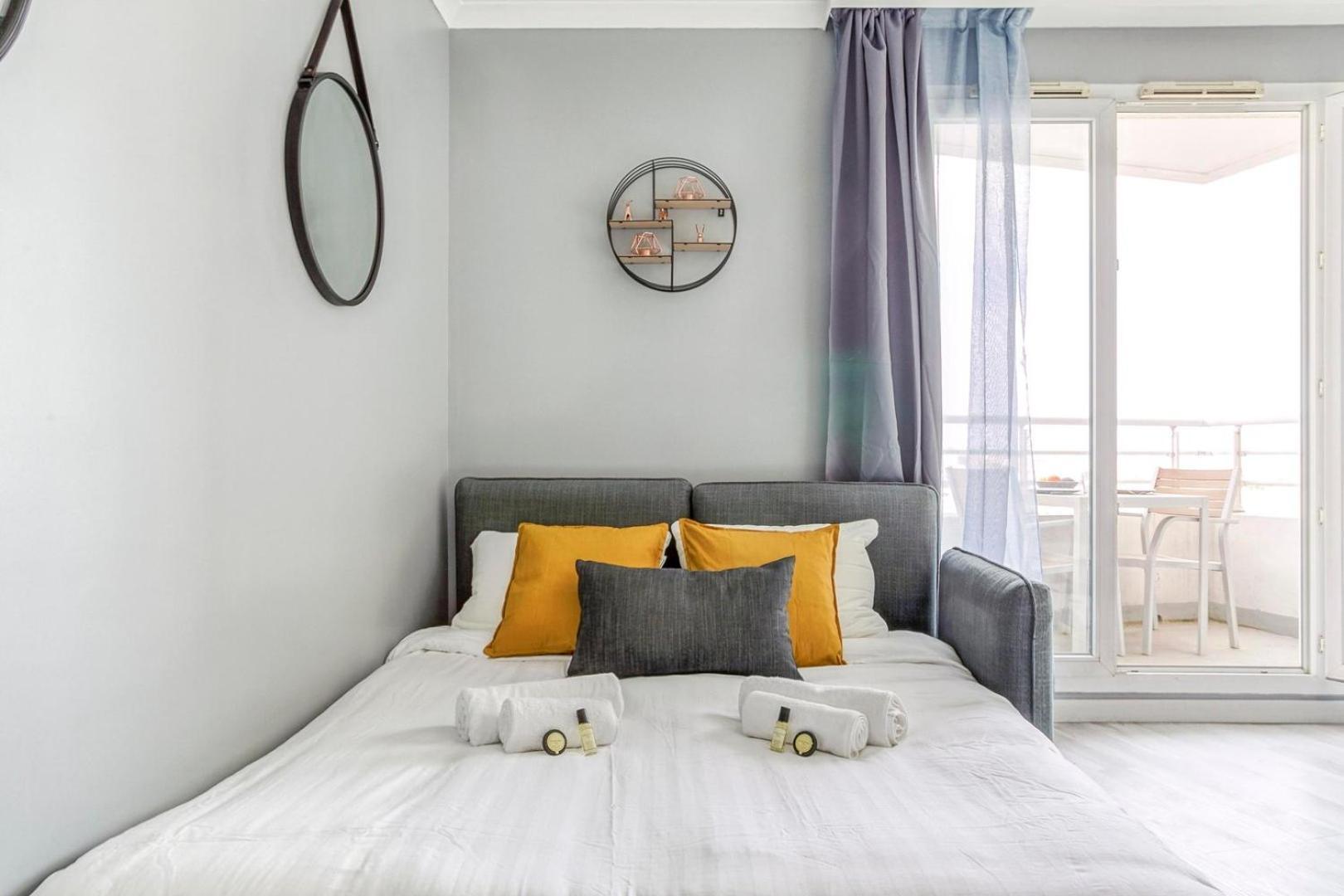 Joli Studio A Courbevoie - La Defense Eksteriør bilde